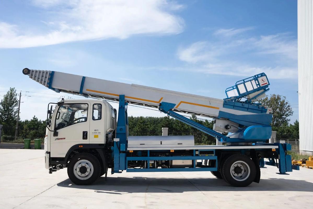 繁昌县云梯上料车租赁费用